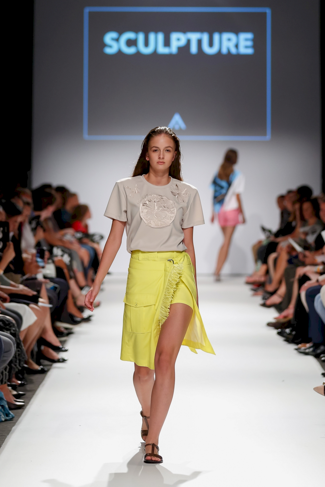 SCULPTURE BY CURATED - MQ Vienna Fashion Week 18