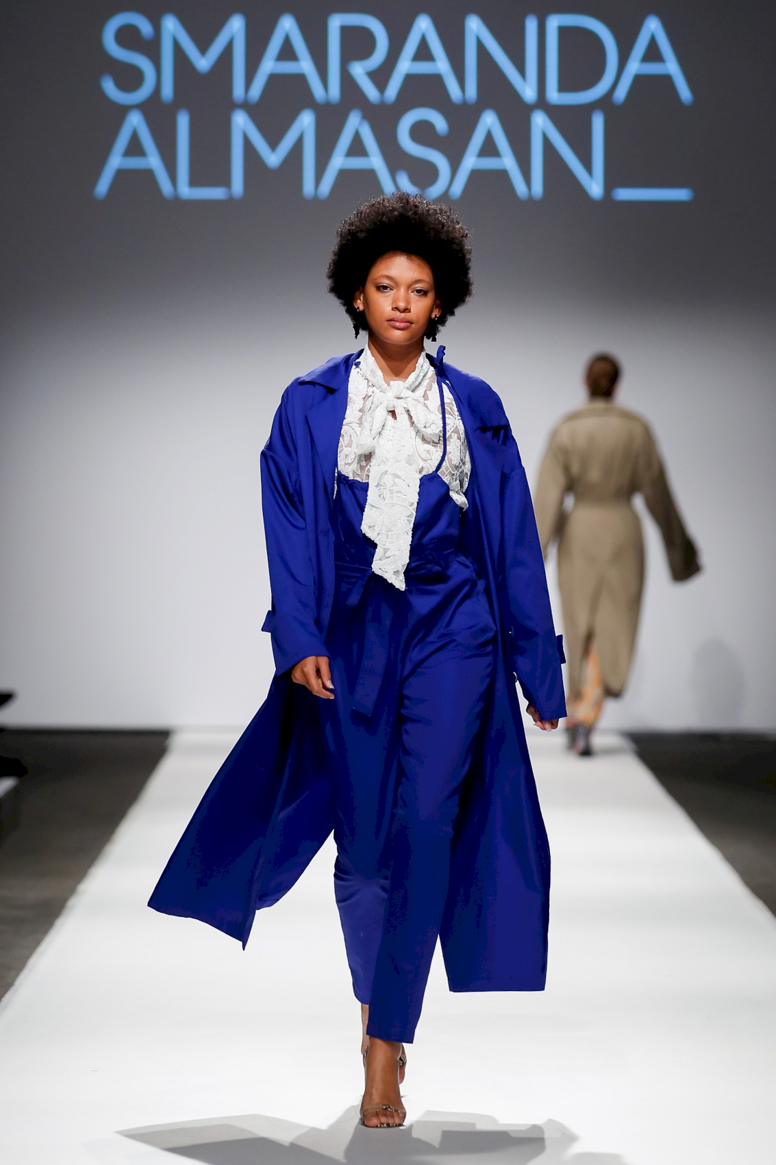 Smaranda Almasan - MQ Vienna Fashion Week 18