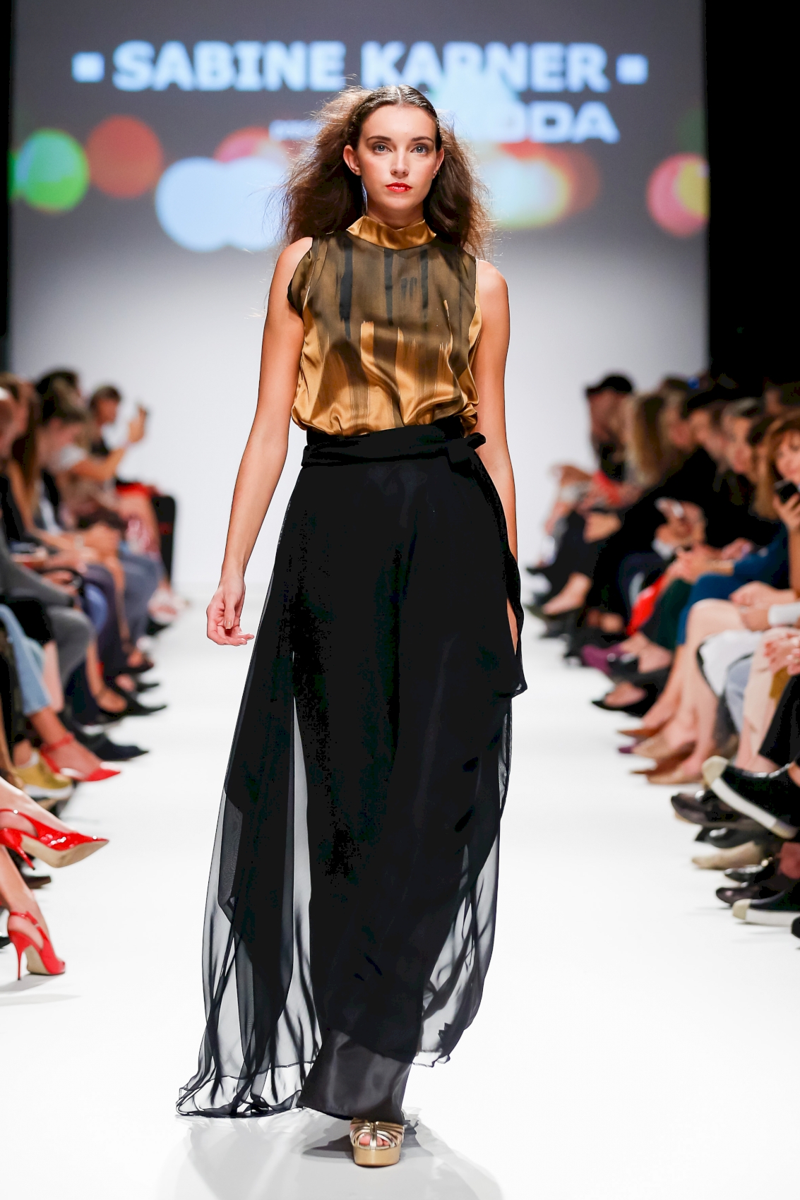 Sabine Karner - MQ Vienna Fashion Week 18