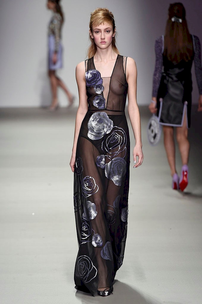Holly Fulton AW15 - BFC Vogue Designer Fashion Found
