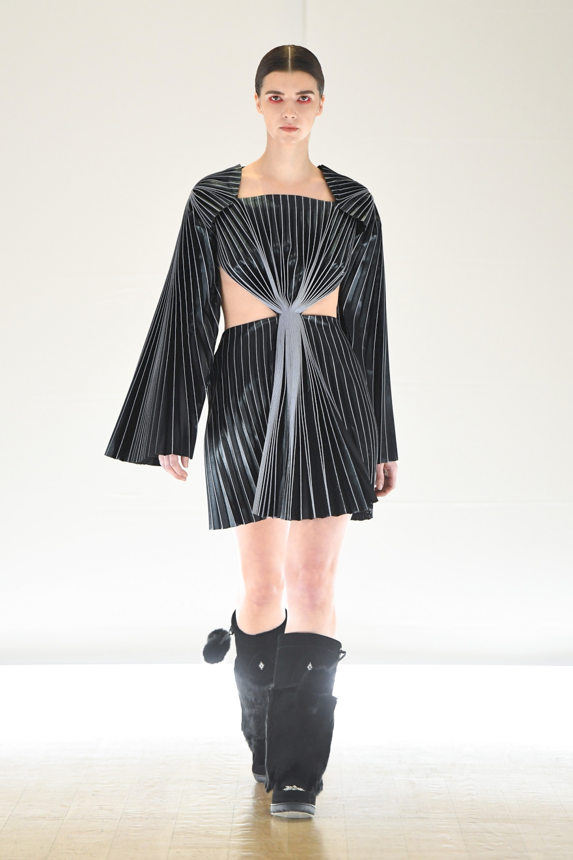 LESLEY HAMPTON - Toronto Fashion Week 2019