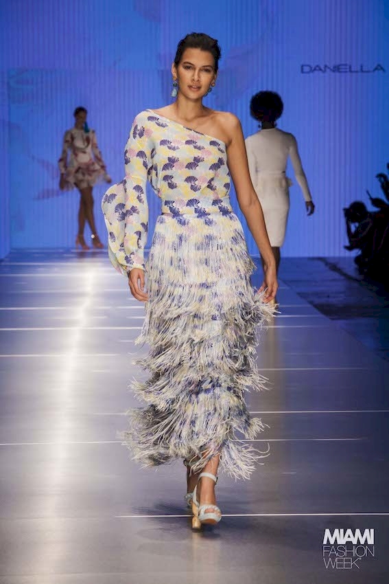 DANIELLA BATTLE  - Miami Fashion Week 2018