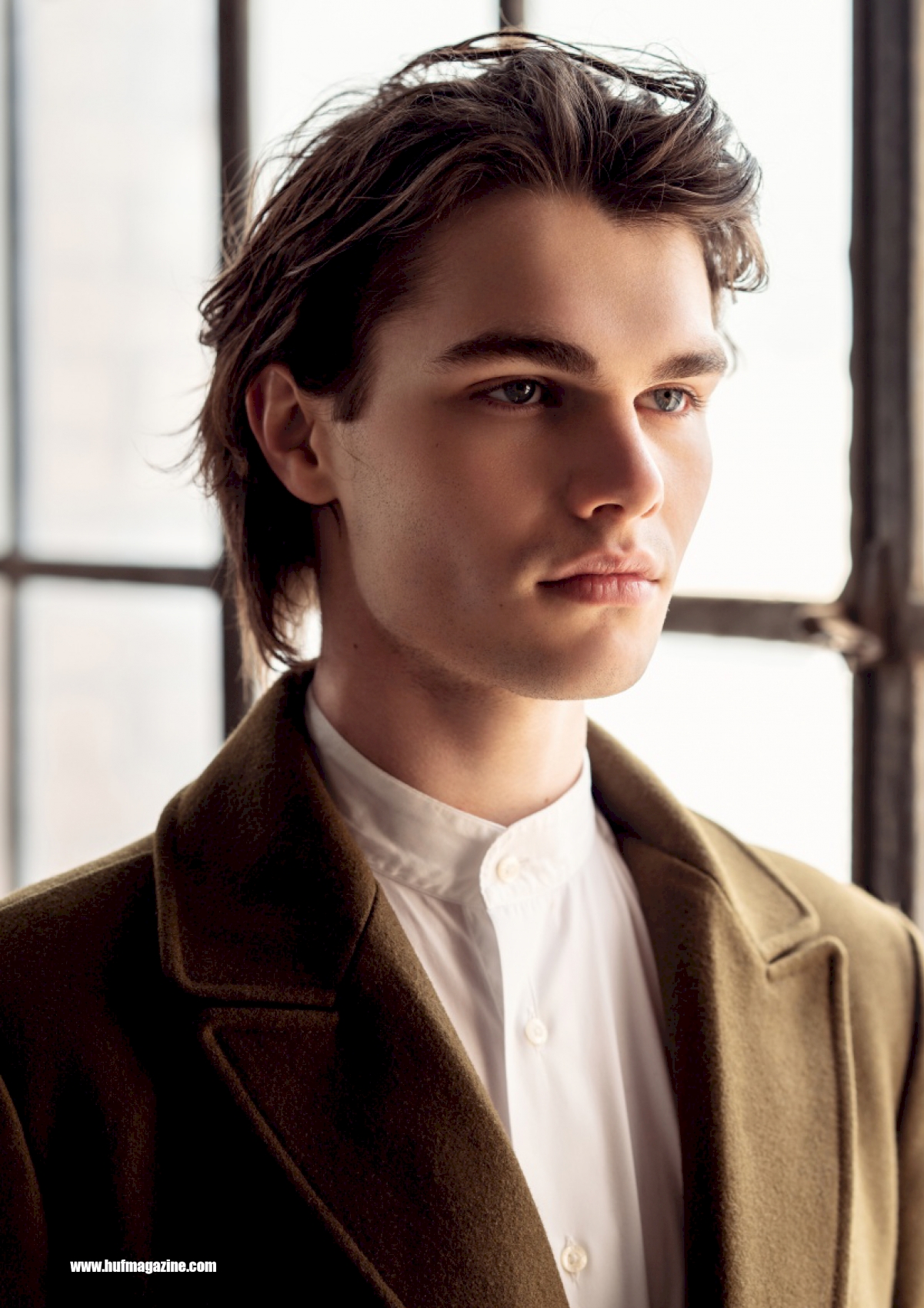 HUF MAG - Brick Wall Elegance